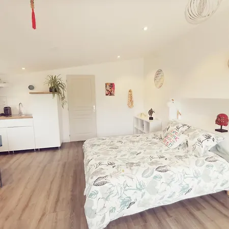 Omnia Independant Bed and breakfast 3*